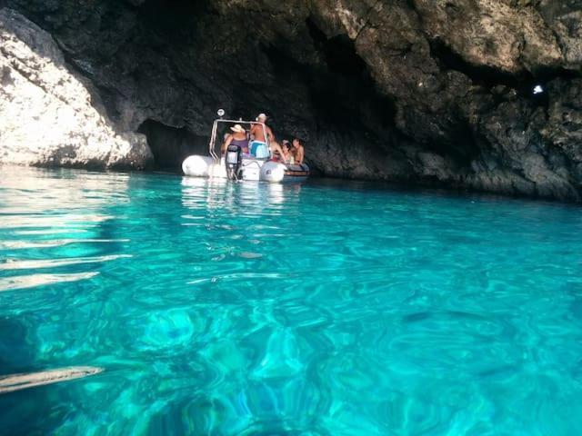 Appartamento Al Centro Di Ustica Isola di Ustica Exterior foto
